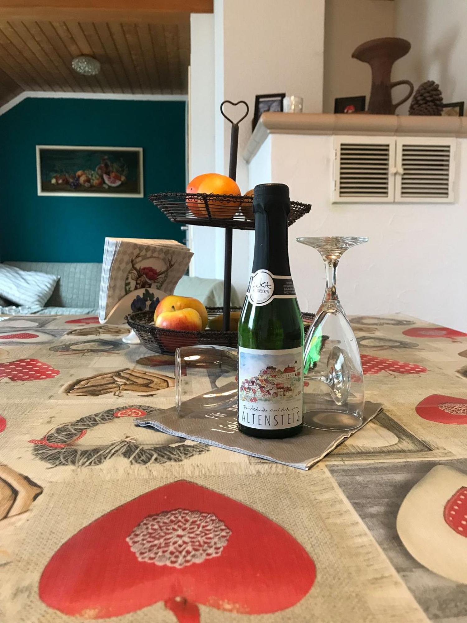 Retro Ferienwohnung Mit Schlossblick Im Nordschwarzwald Altensteig Zewnętrze zdjęcie